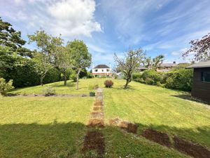 Photo 30- click for photo gallery